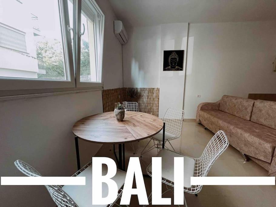 Apartments Bali Дуррес Екстер'єр фото